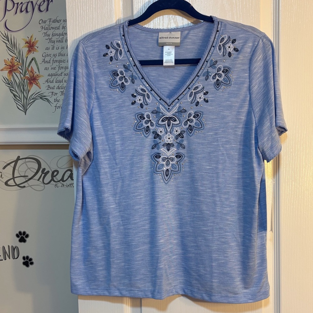 Alfred Dunner Blue Embroidered Short Sleeve Top